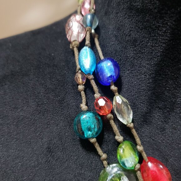 Womens Fashion Triple Strand Multicolor Rhinestones Beaded Charm Necklace - Picture 5 of 6